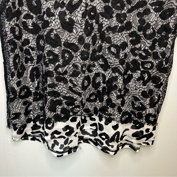 Chico's Cheetah Chaser Black Lace Overlay Blouse Liquid Knit Nylon Top Size XL - Picture 7 of 11